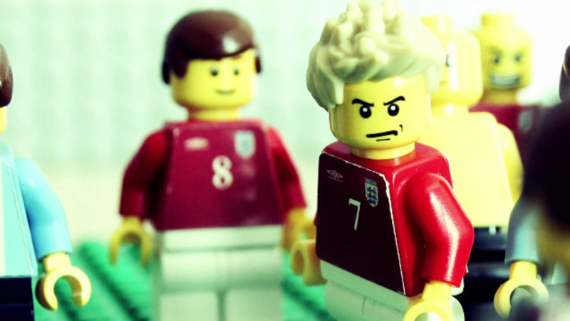 デビッド・ベッカムのサッカー人生をレゴで振り返る、ストップモーション映像
