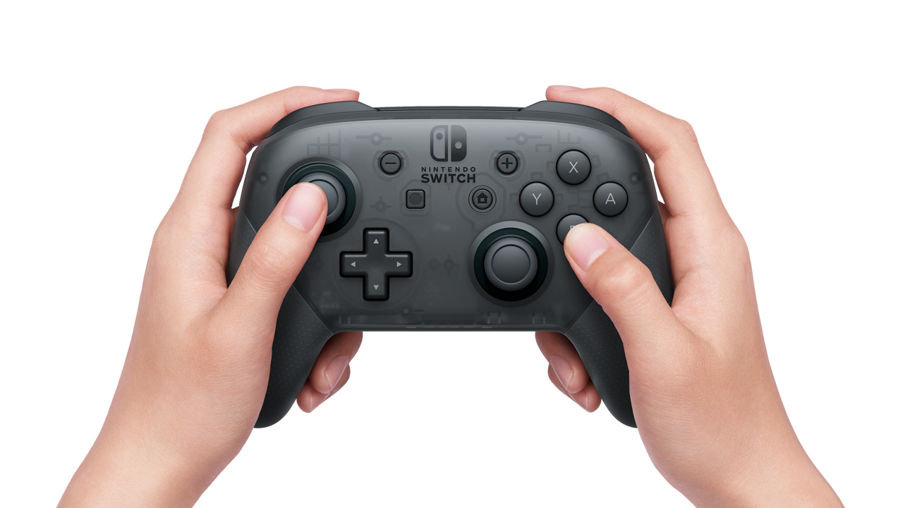 【Nintendo Switch】Proコントローラーは要る？要らない？特長やバッテリー持続時間、操作感。Joy-Con グリップ装着時との比較